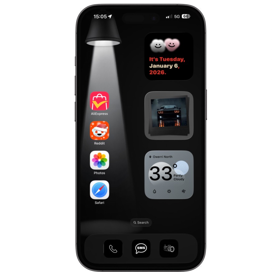 Dark iPhone homescreen customization