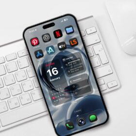 Free iPhone wallpaper and homescreen setup